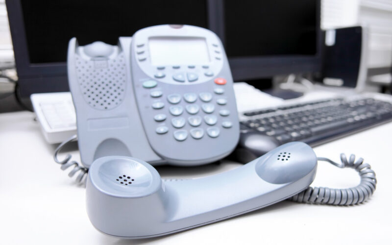 difference between VoIP and landline phone